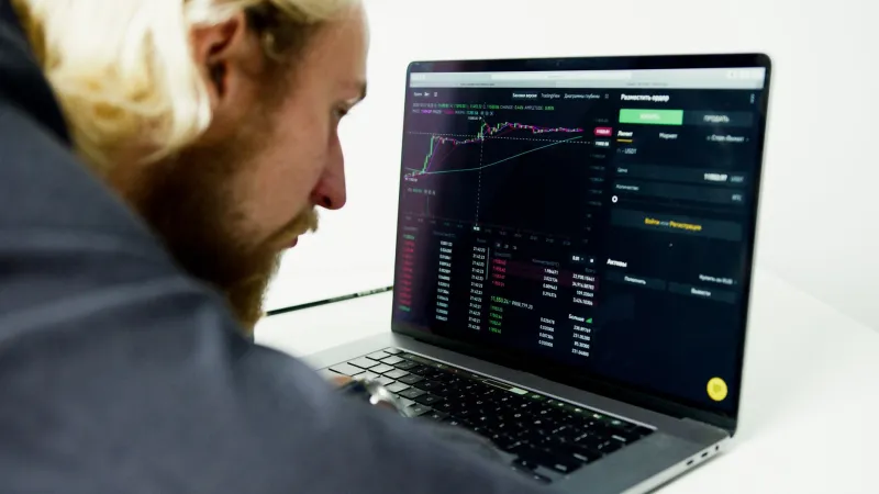 Hot Hand, Cold Reality: How Your Best Month at the Betting Table Could Be Quietly Wrecking You
